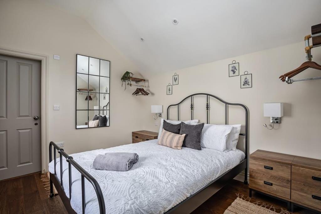 Paradise Square-Remodelled 18Th Century Apartment Sheffield Eksteriør bilde