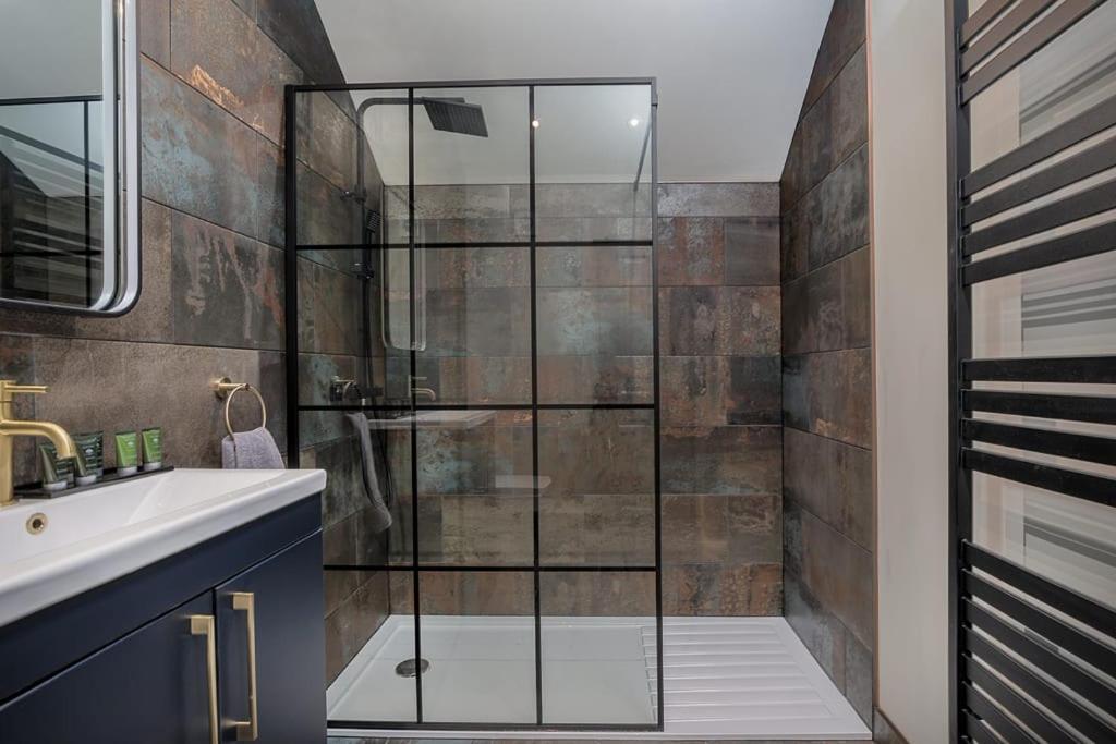 Paradise Square-Remodelled 18Th Century Apartment Sheffield Eksteriør bilde